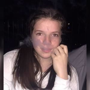 Meet your Posher, Joannie